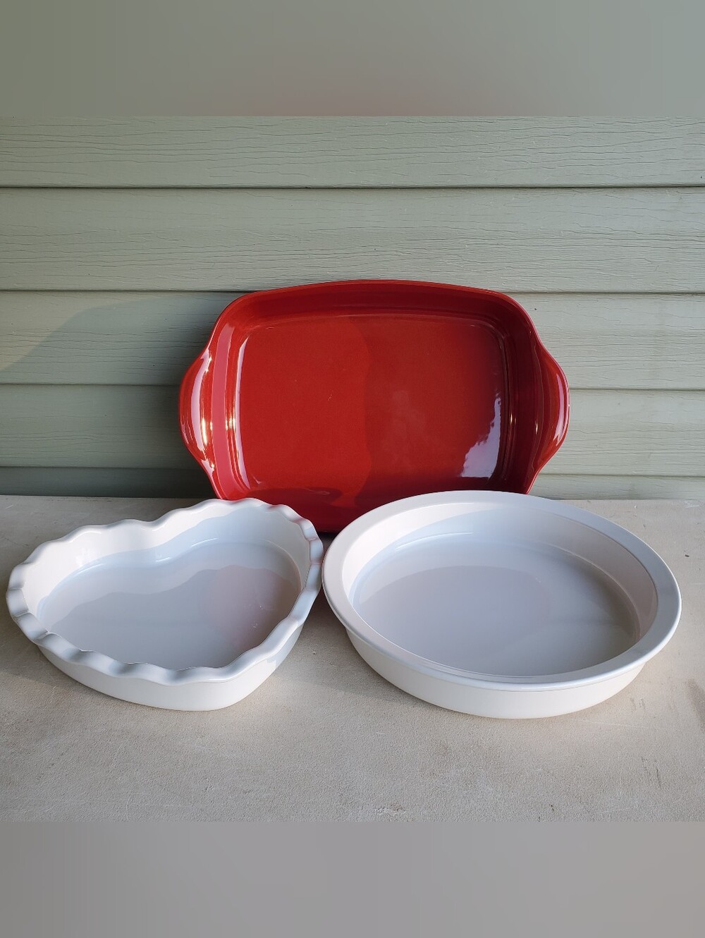 Lot Of Three 3 Emile Henry Oven To Table Bakeware Roast Pie Bake
